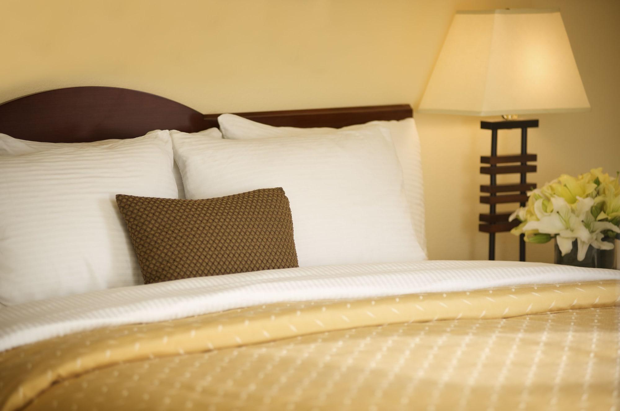 ลาร์กสเพอร์ แลนดิง เรนตัน - แอน ออล-สวีท โฮเต็ล Hotel ภายนอก รูปภาพ